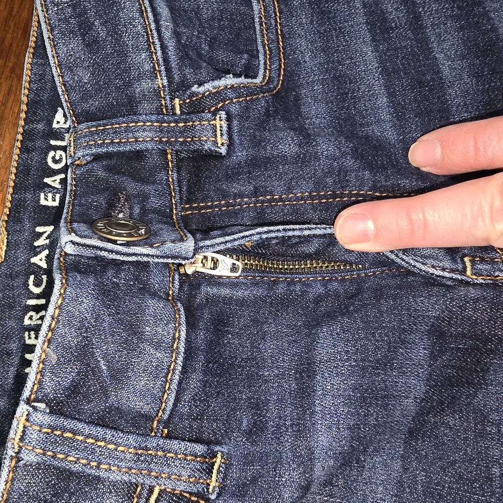 American Eagle Outfitters Women's Size 0 Skinny Stretch Denim‎ Jeans